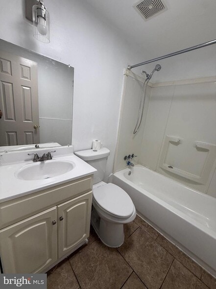 Building Photo - 21 Monhegan Ct