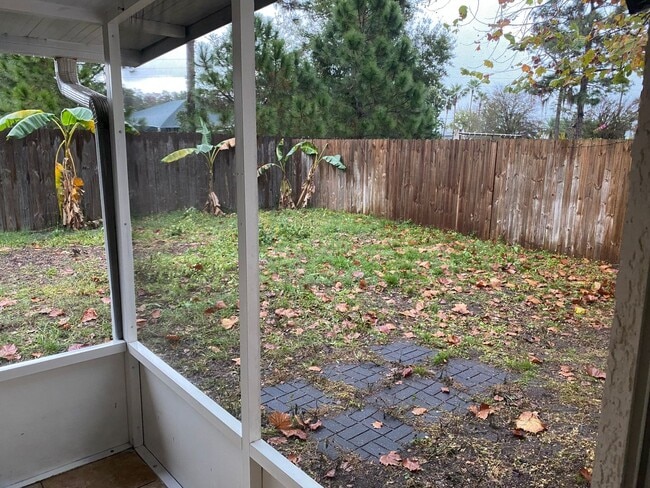 Building Photo - 3 Bedroom 2 Bath home in St. Cloud for RENT!