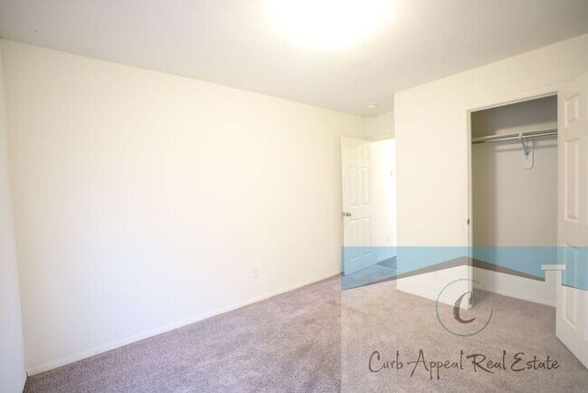 Building Photo - Move in special $800!! Beautiful 3 bed / 2 bath home - Nettleton!!