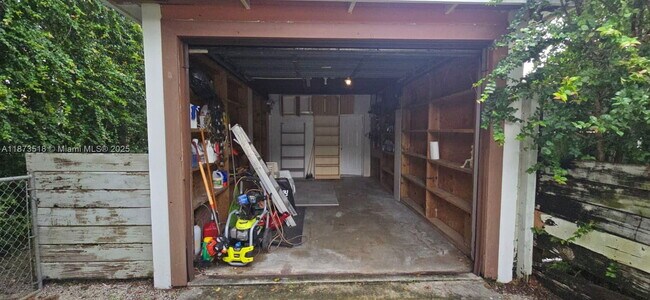 Building Photo - 142 NW 98th St