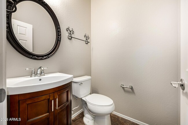 Building Photo - 10809 W Saddlehorn Rd