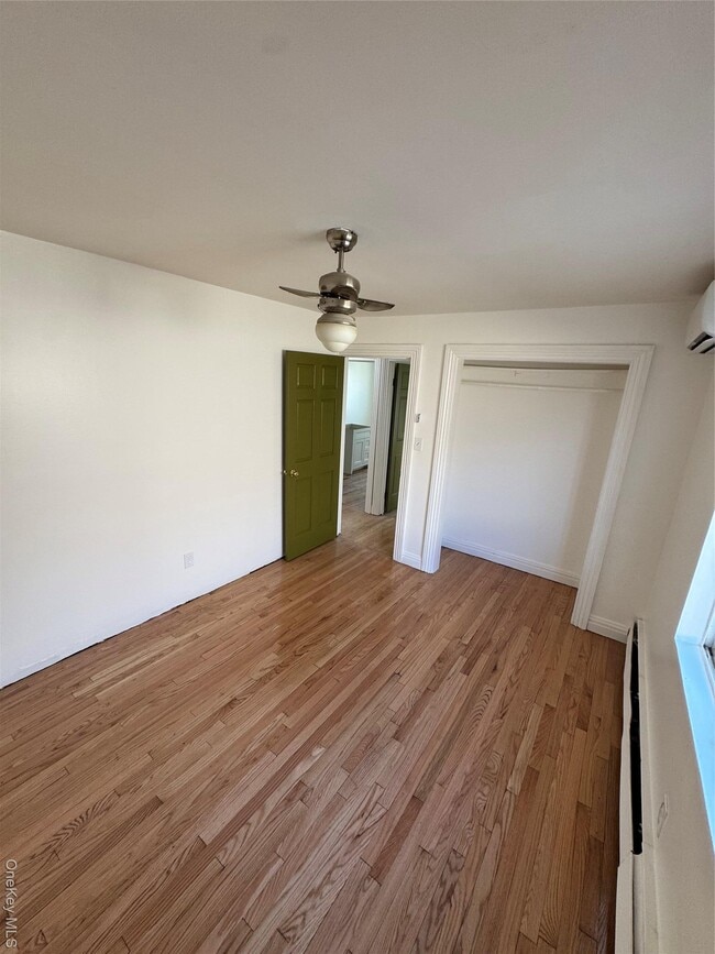 Building Photo - 103-14 169th St