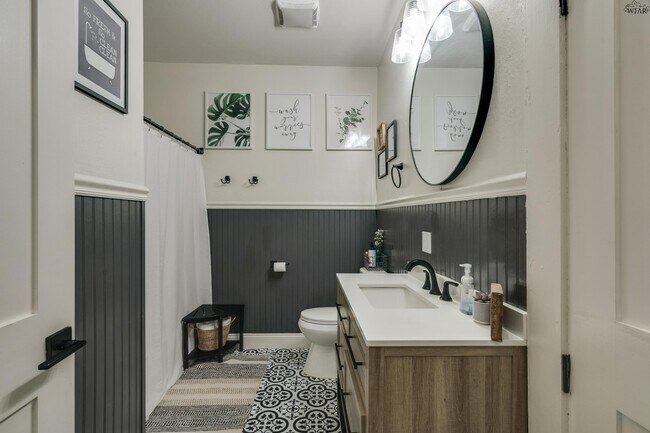 Building Photo - 1113 Taylor St