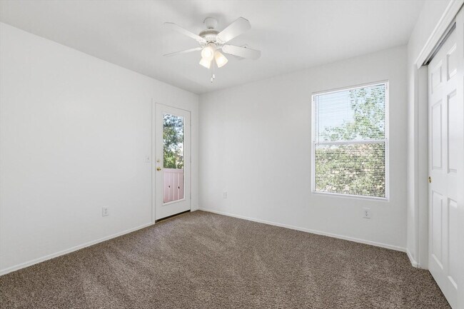 Building Photo - 13448 W Berridge Ln
