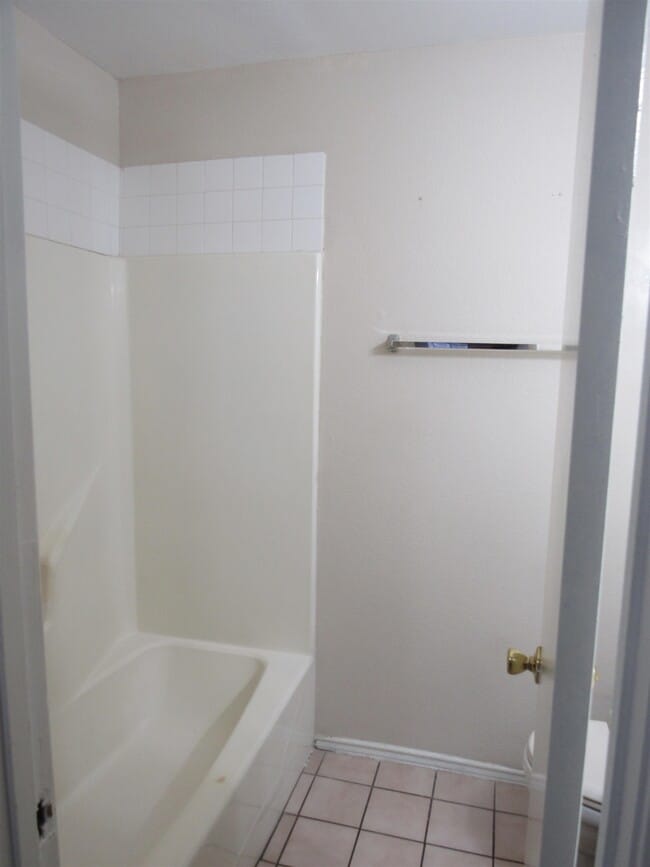 Building Photo - 1420 Juarez Ave