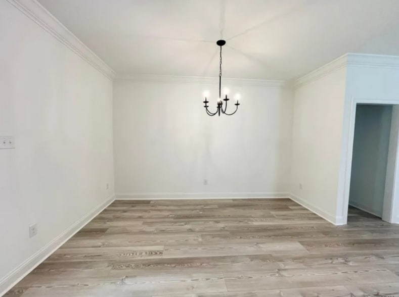 Building Photo - 13132 Hawk Creek St