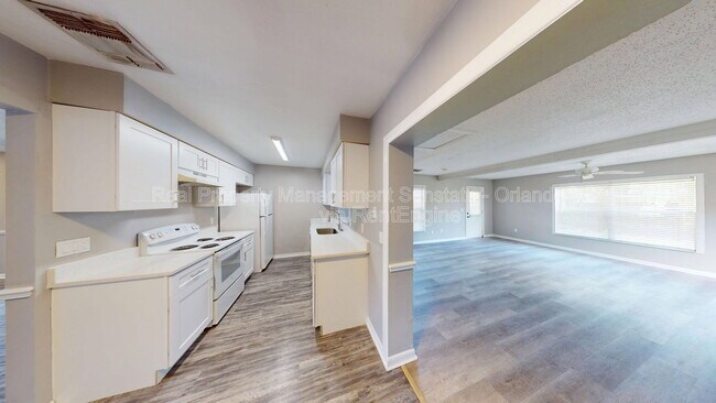 Building Photo - 506 Parson Brown Way