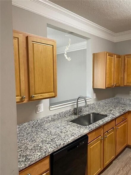Building Photo - 413 Windstone Trail