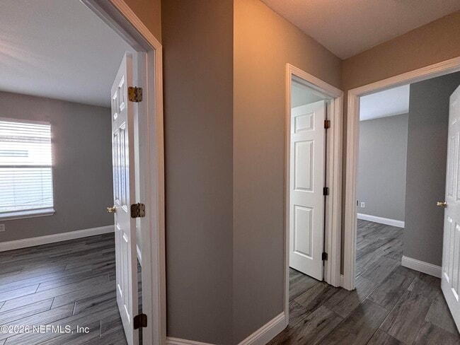 Building Photo - 612 Morning Mist Way