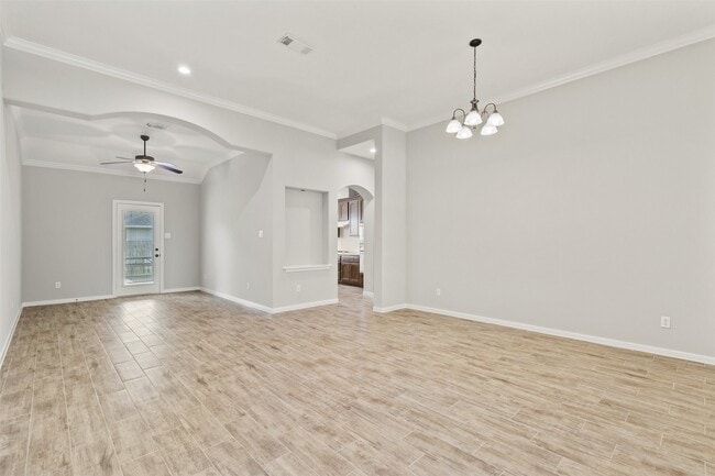 Building Photo - 521 Ironwood Forest Dr