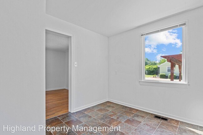 Building Photo - 2 br, 1 bath House - 1201 Brookside Dr.