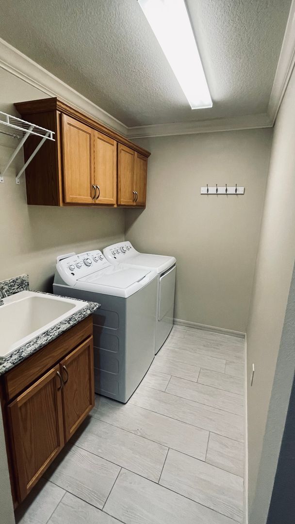 Building Photo - Lovely 3/2 Home in The Villages an active ...