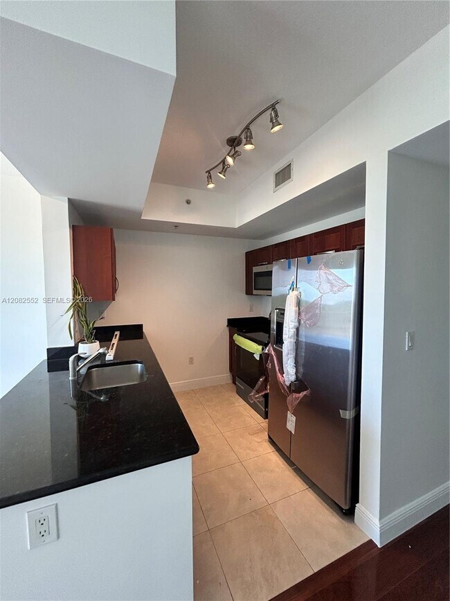 Building Photo - 7275 SW 90th Way