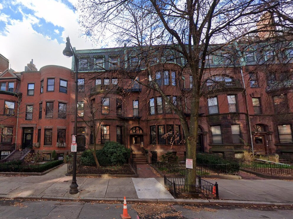 Building Photo - 457 Beacon St