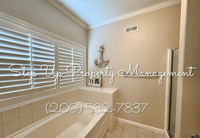 Building Photo - LIMITED-TIME MOVE-IN SPECIAL – Receive Your First Two Weeks FREE!