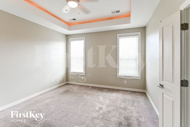 Building Photo - 6351 Garrison Ln