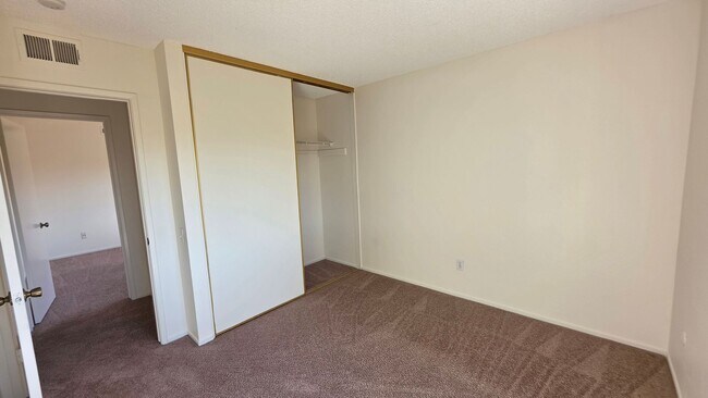 Building Photo - 13363 Thunderhead St