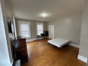 Building Photo - 4617 Penn St