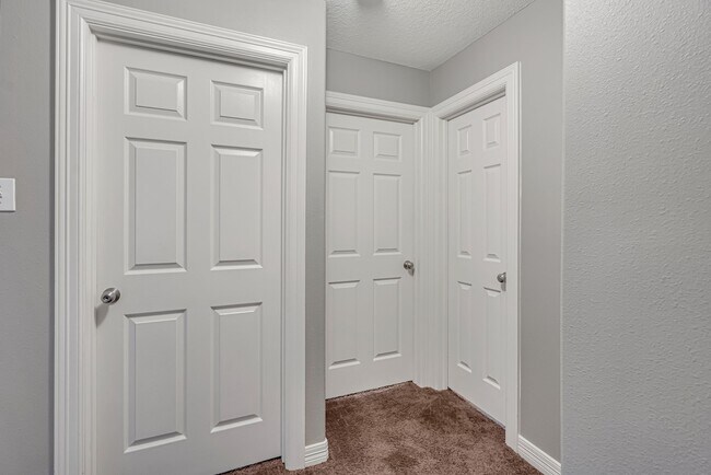 Building Photo - 1802 Eubanks St