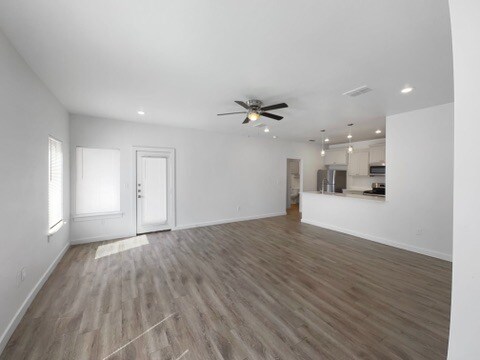 Building Photo - 5606 Lehigh St
