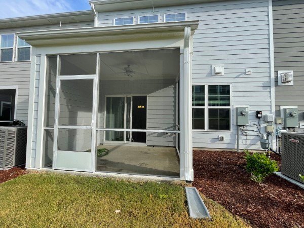 Building Photo - 844 Salem Pointe Pl