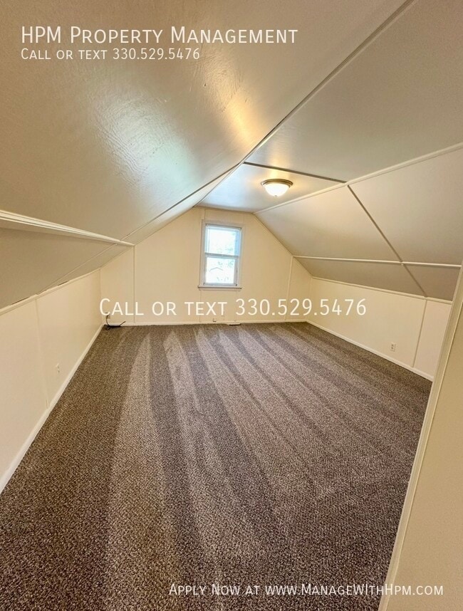 Building Photo - 3035 33rd St NE