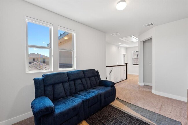 Building Photo - 1506 Arcilla St
