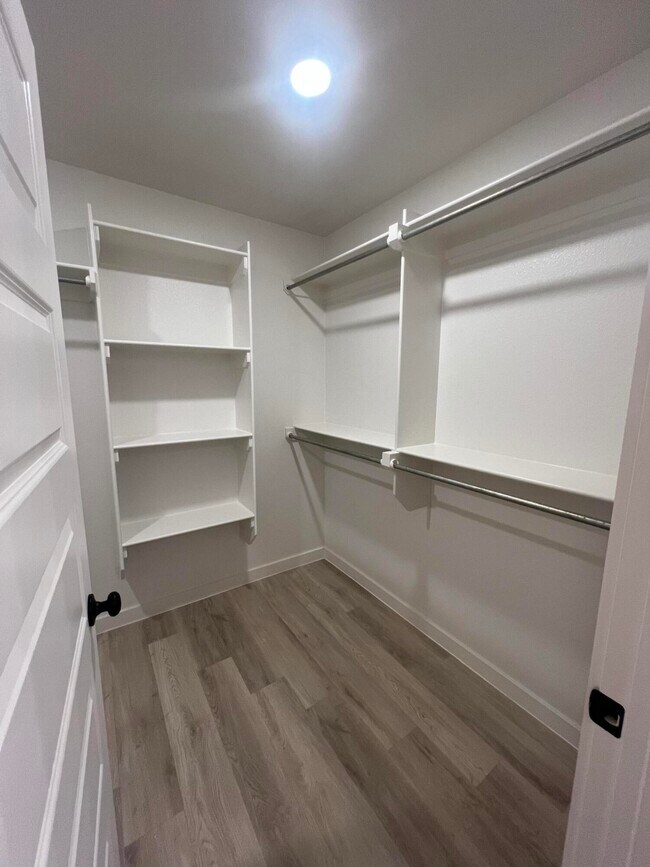 Building Photo - 13815 Gary Ave