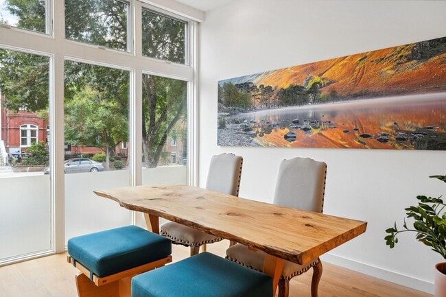 Building Photo - 1539 6th St NW