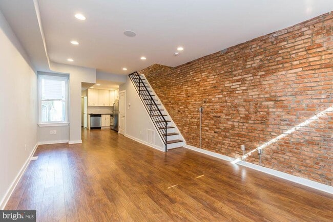 Primary Photo - 1314 N Newkirk St