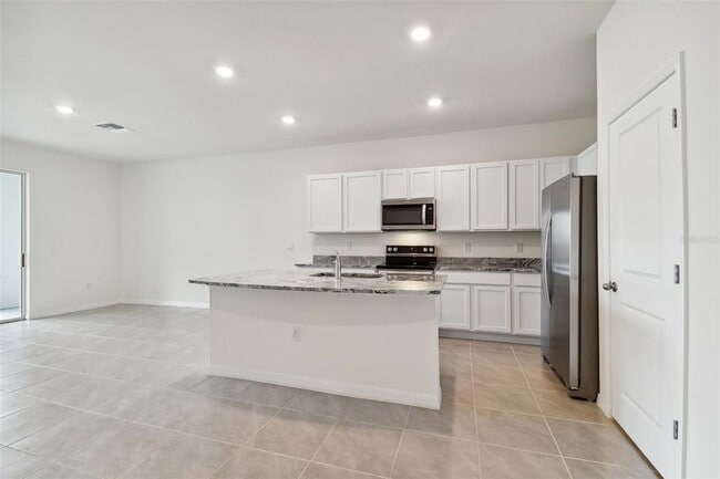 Building Photo - 17253 Amber Aspen Wy
