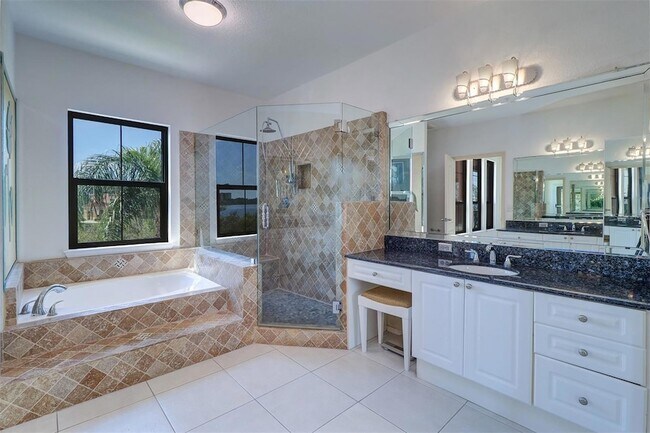 Building Photo - 2757 Via Cipriani