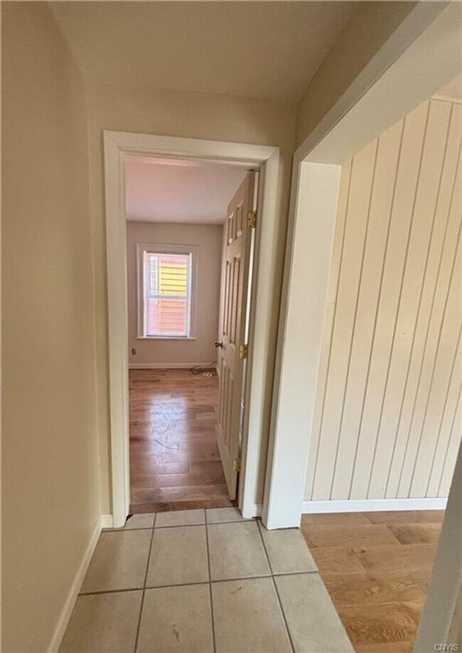 Building Photo - 221 Turin St