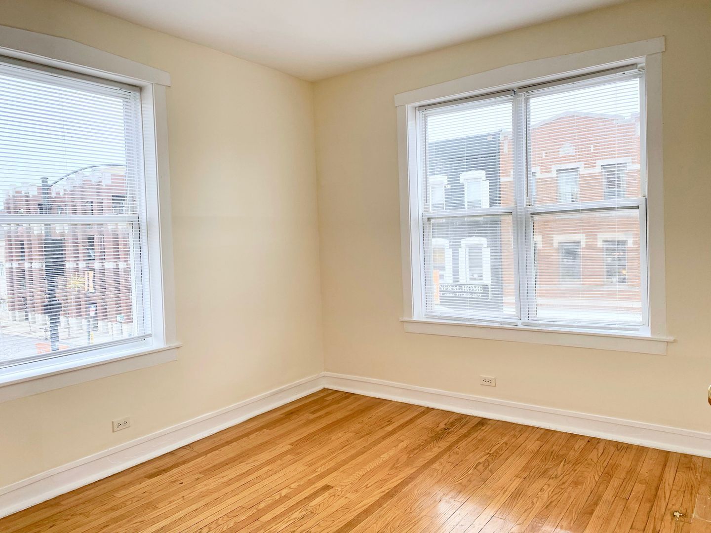 Building Photo - 802 N Bishop St