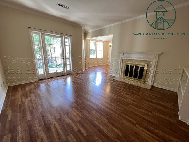 Building Photo - Two Bed Pacific Grove Condo in Gated Commu...