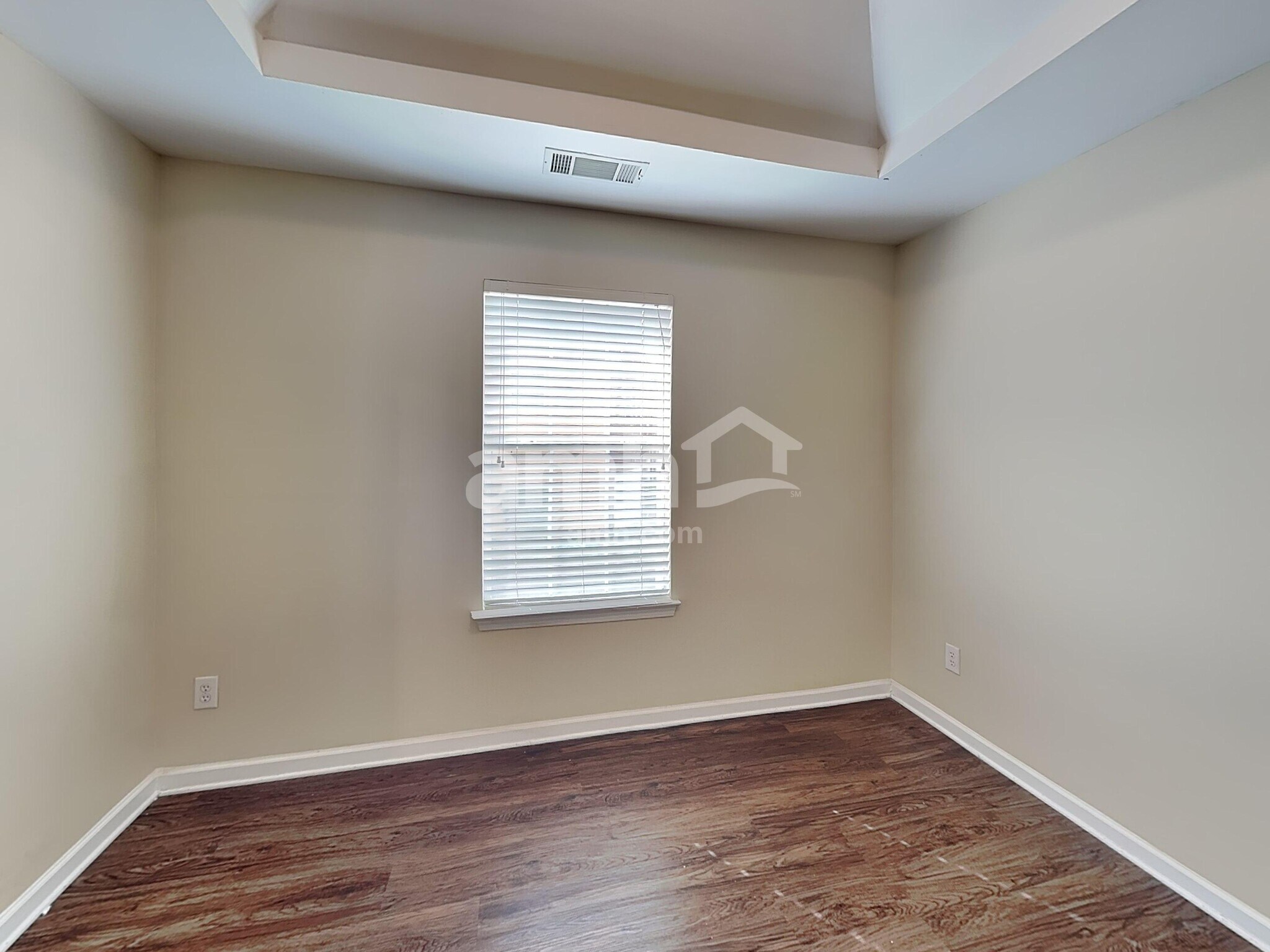 Building Photo - 3511 Umatilla Ln SW