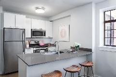 Building Photo - 2004 W Diversey Pkwy