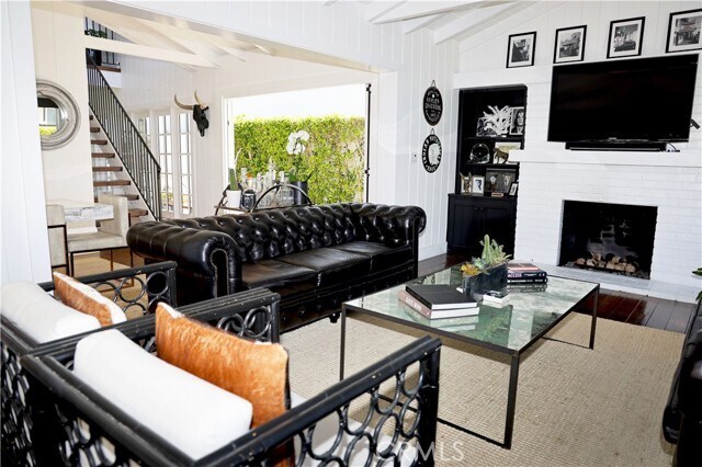 Building Photo - 105 Via Ravenna