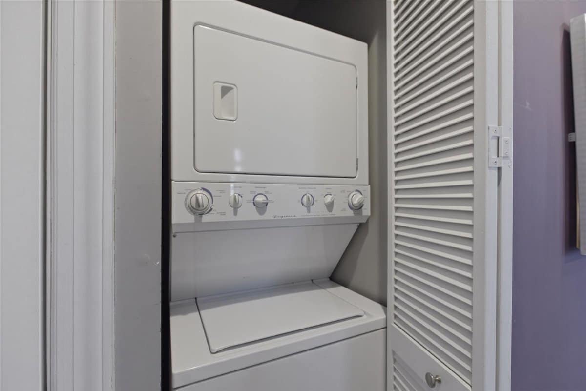 Building Photo - 36 S Ashland Ave