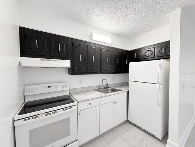 Building Photo - 3301 58th Ave S