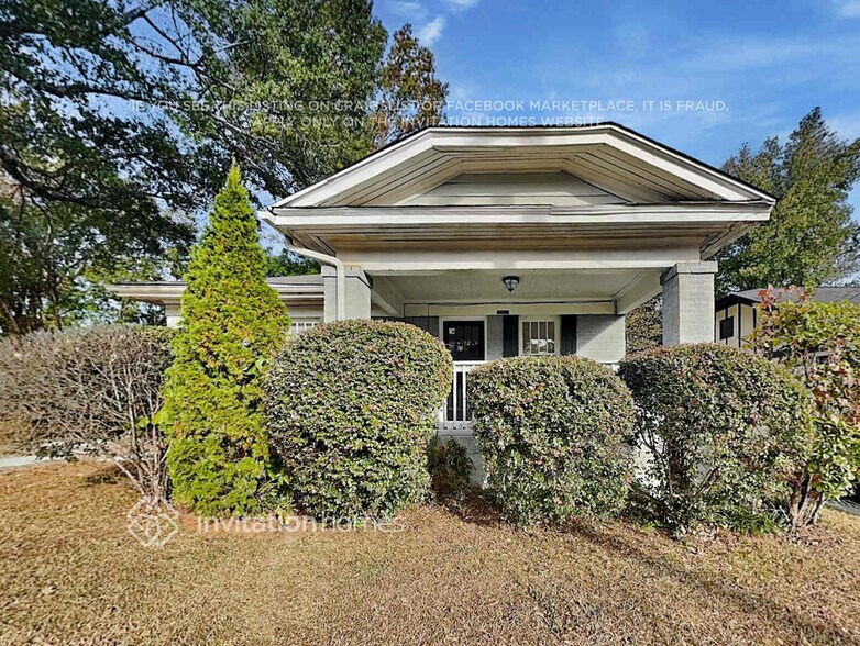 Primary Photo - 142 Dahlgren St SE