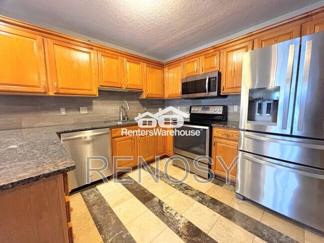 Building Photo - 10151 Sutton Dr