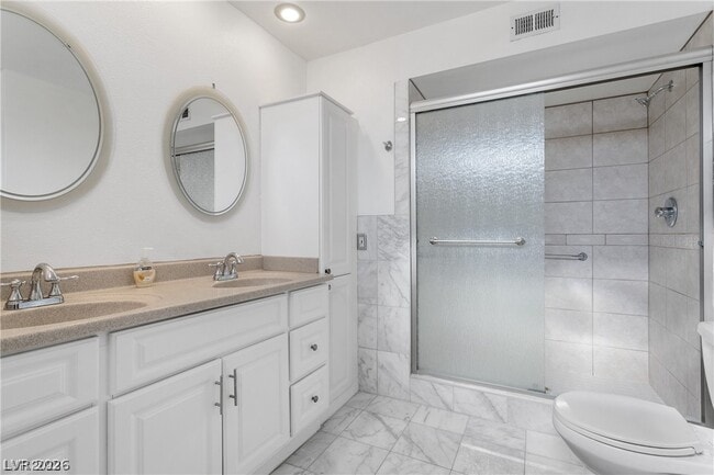 Building Photo - 2451 Domingo St