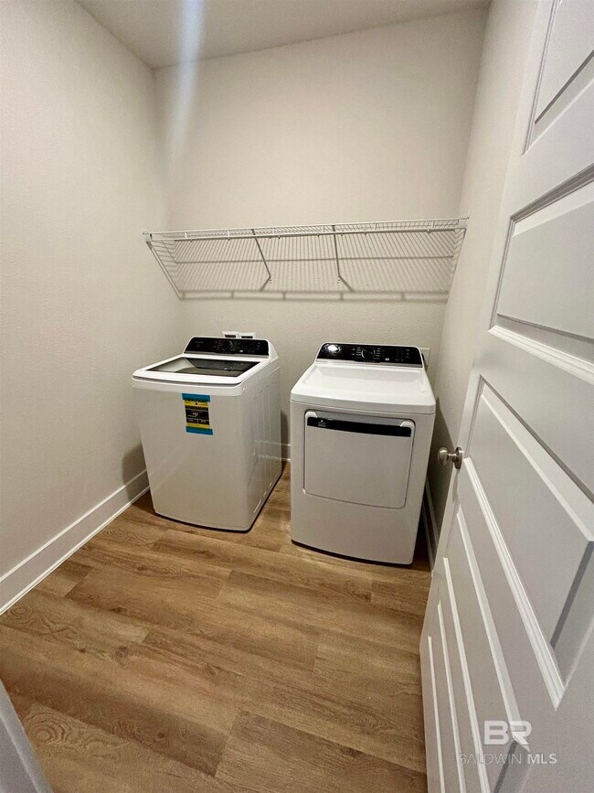 Building Photo - 8708 Sea Star Cir