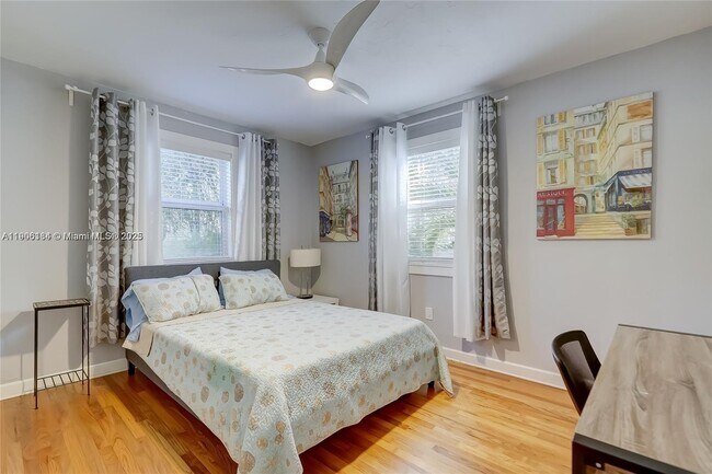 Building Photo - 1637 Cleveland St