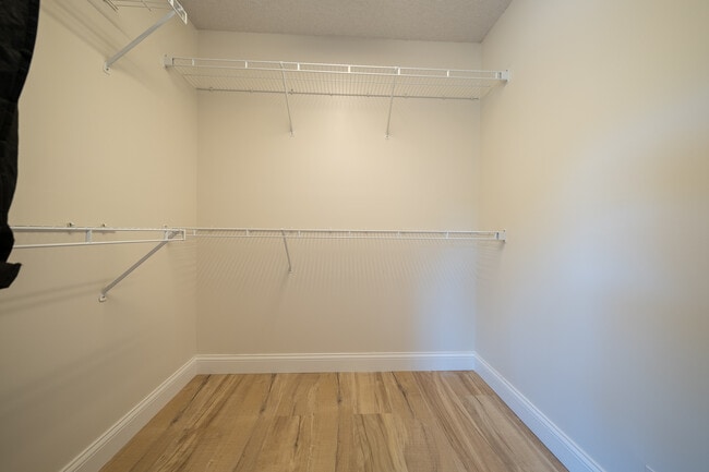 Building Photo - 5008 Bluff Heights Trail SE