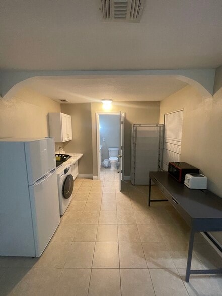 Building Photo - 11841 Newchapel Ct