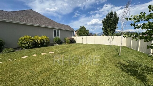 Building Photo - 13022 Sand Creek Dr