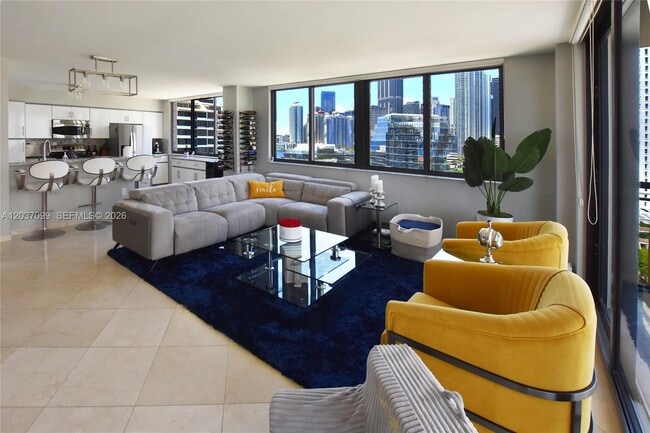 Building Photo - 540 Brickell Key Dr