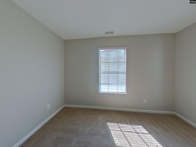 Building Photo - 134 Cottage Lake Way